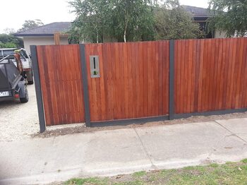 Fence construction project